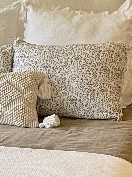 Green and White Patterned Standard Sham