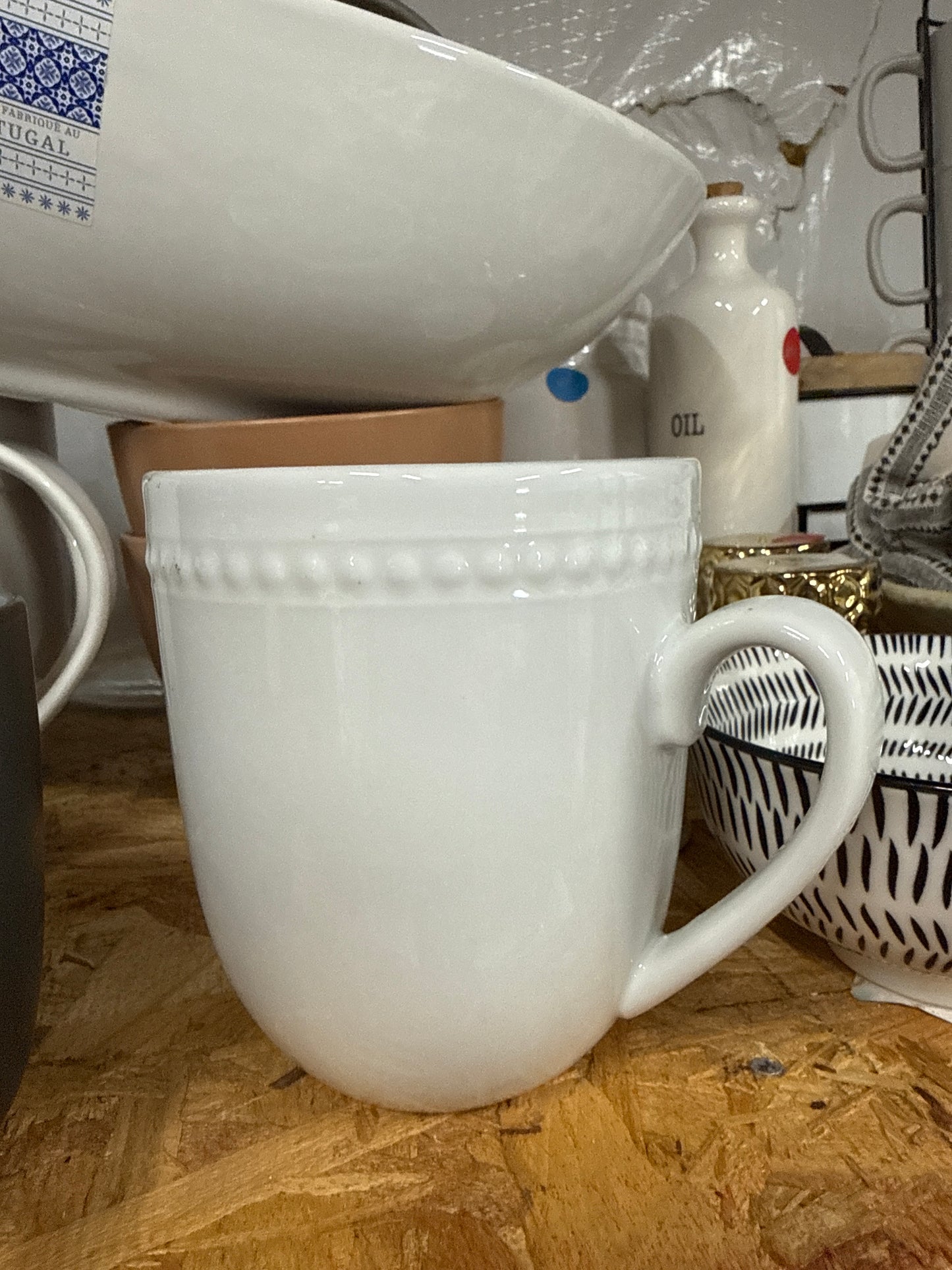 White Beaded Rim Ceramic Mug