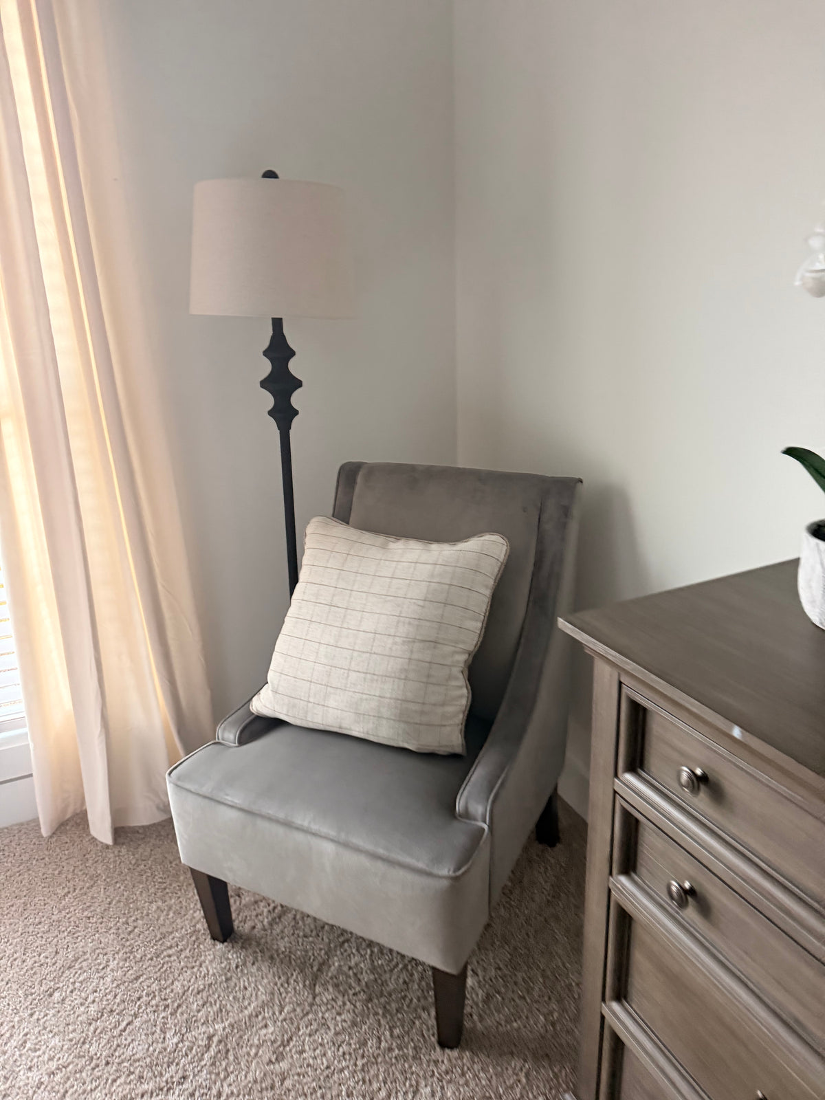 Check Pattern Ivory Pillow