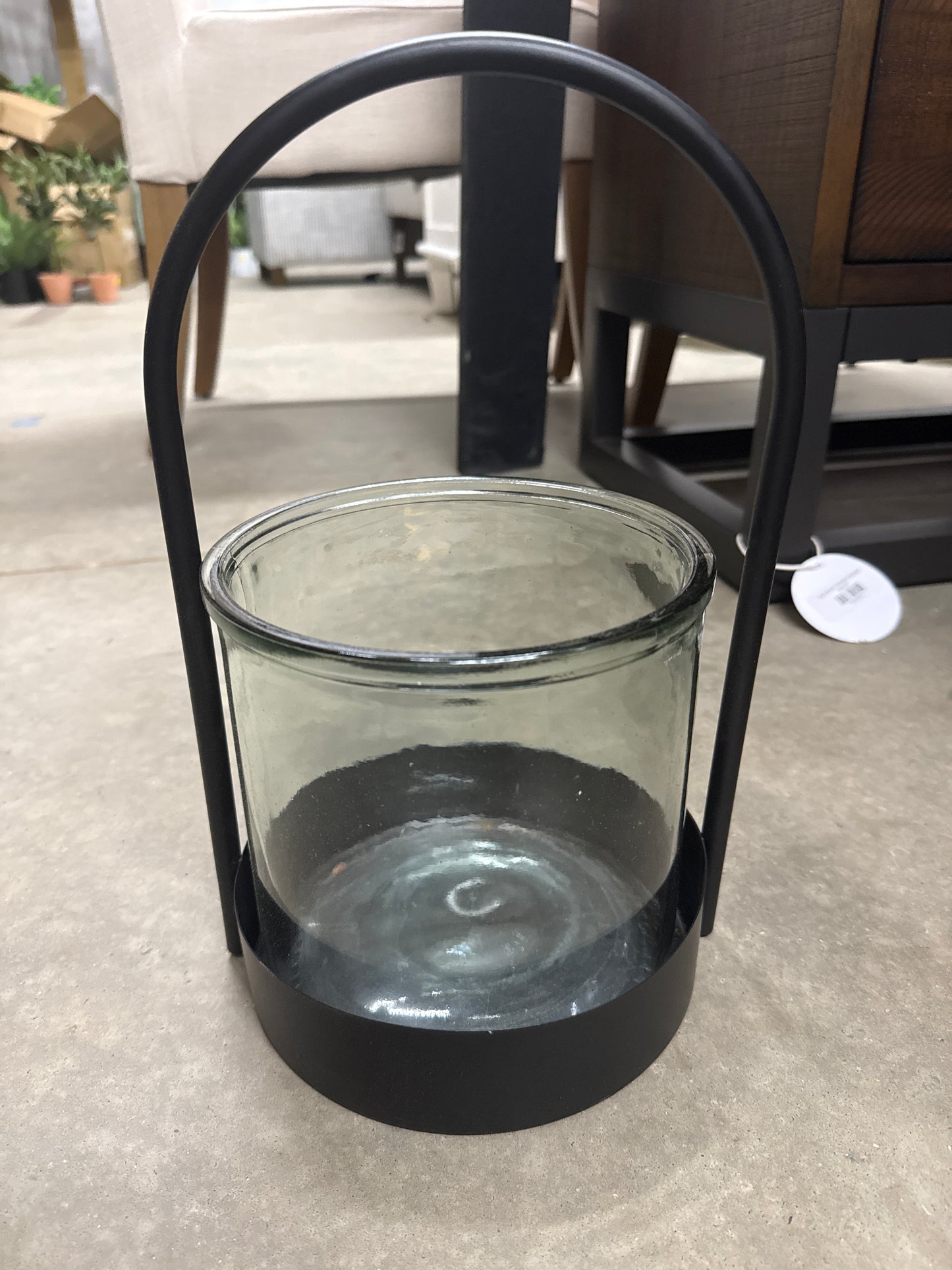 Black Metal Arch Glass Hurricane Lantern