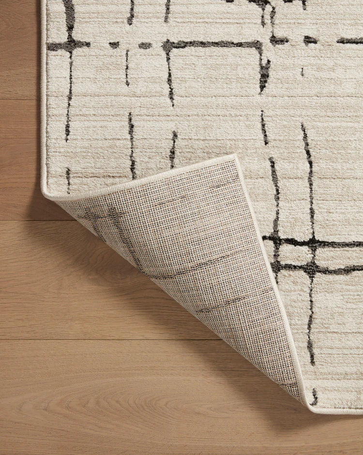 2'7x8' DAR-06 Sand / Dk. Grey Runner