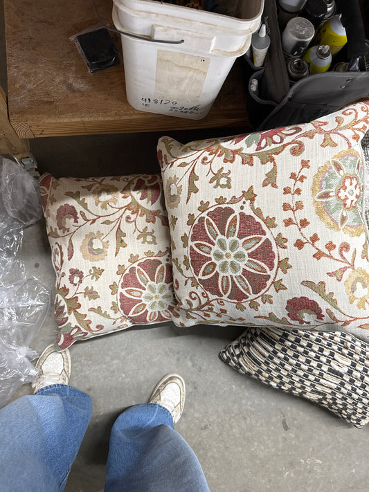 Floral Medallion Pillow Set (Set of 2)