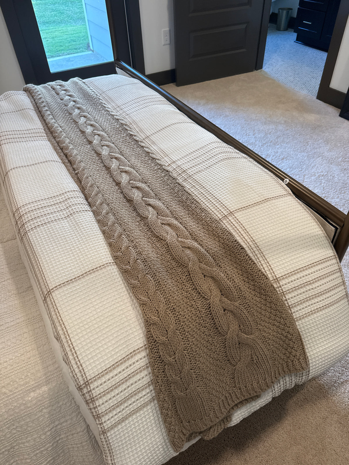 Brown Knitted Throw Blanket