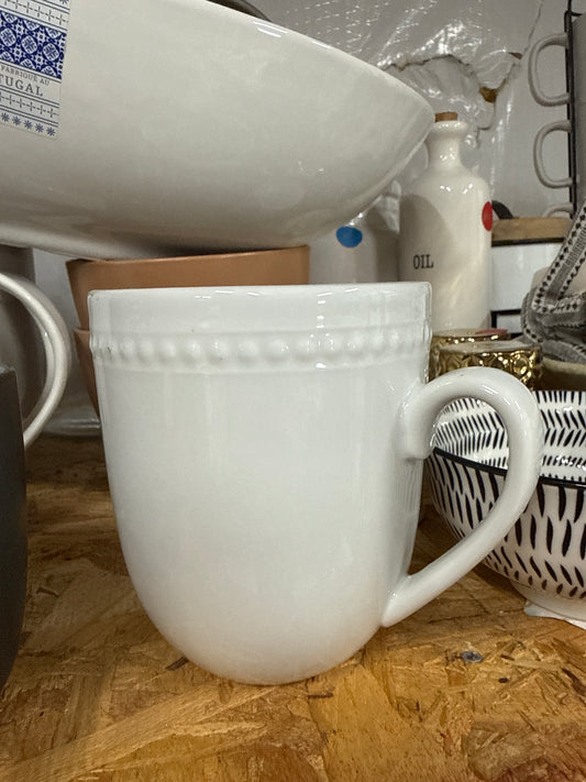 White Beaded Rim Ceramic Mug