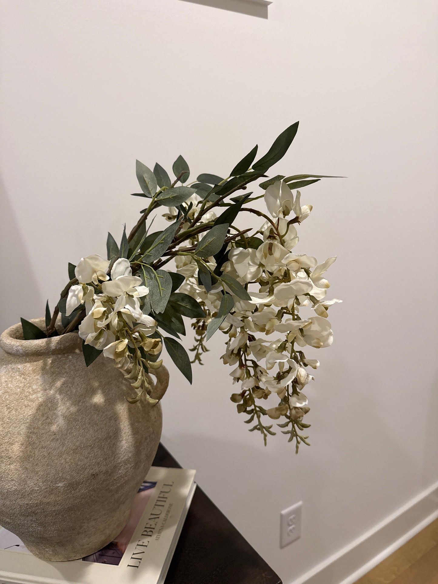 Dramatic Droop Flower Stem