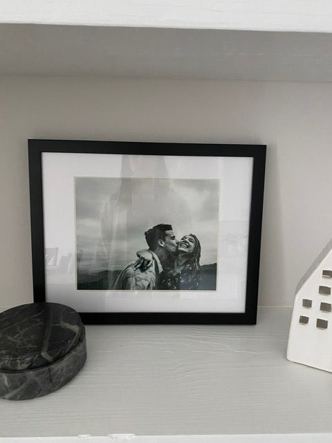 Black and White Photo Frame