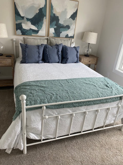 White Metal Queen Bed