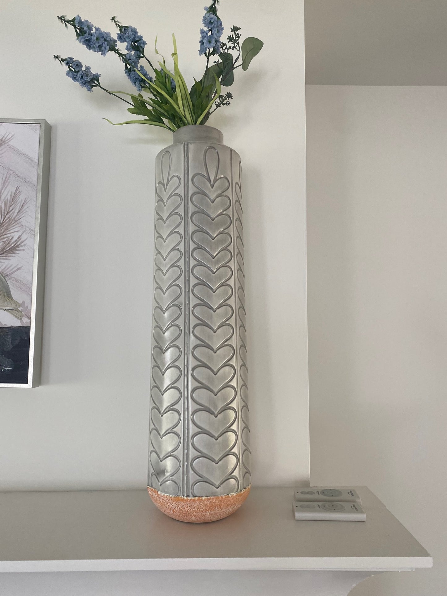 Gray Leaf Embossed Metal Vase