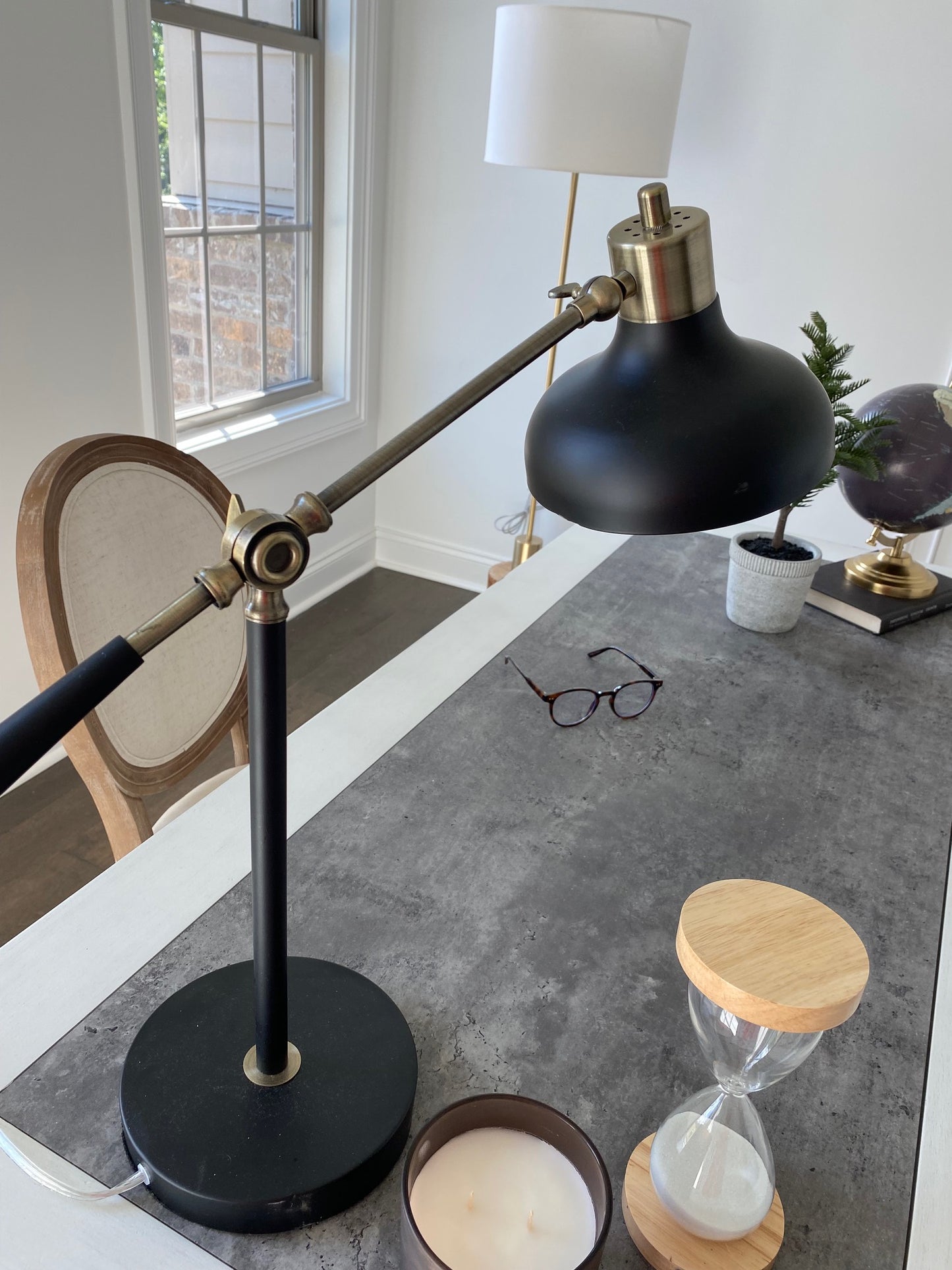 Black Desk Lamp