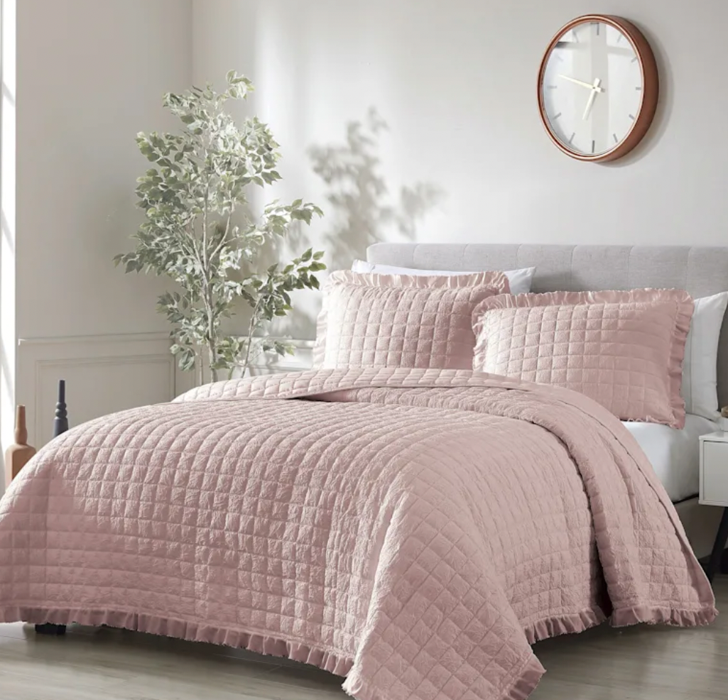 Pink Quilt Set