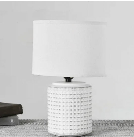 White Ceramic Line Lamp