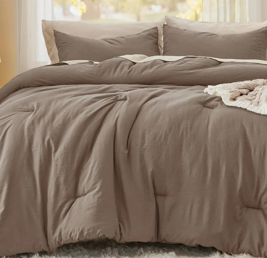 Brown Reversible Prewashed Comforter - Cal King