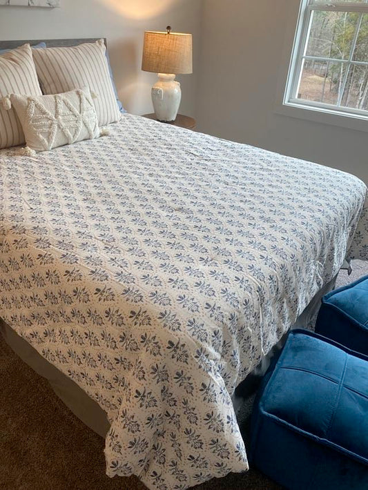 Blue and White Patterned Quilt - Queen